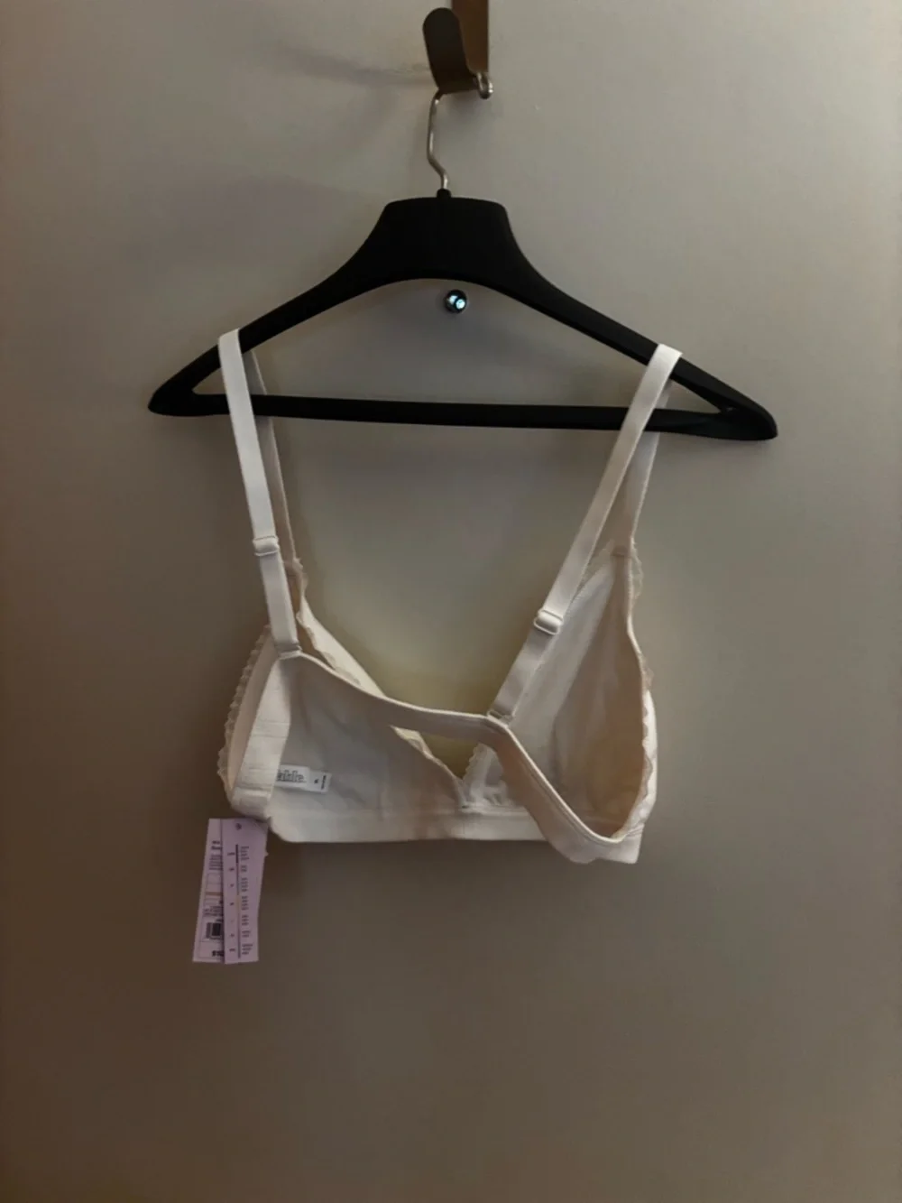 Wild fable Soft Wirefree Cream Bra with Light Support. New with tags - Picture 2 of 4